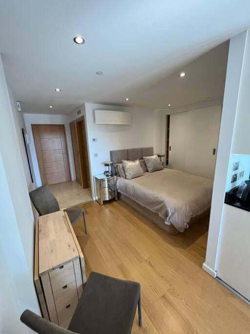 Gibraltar Luxury With Rooftop Pools & Views Екстер'єр фото