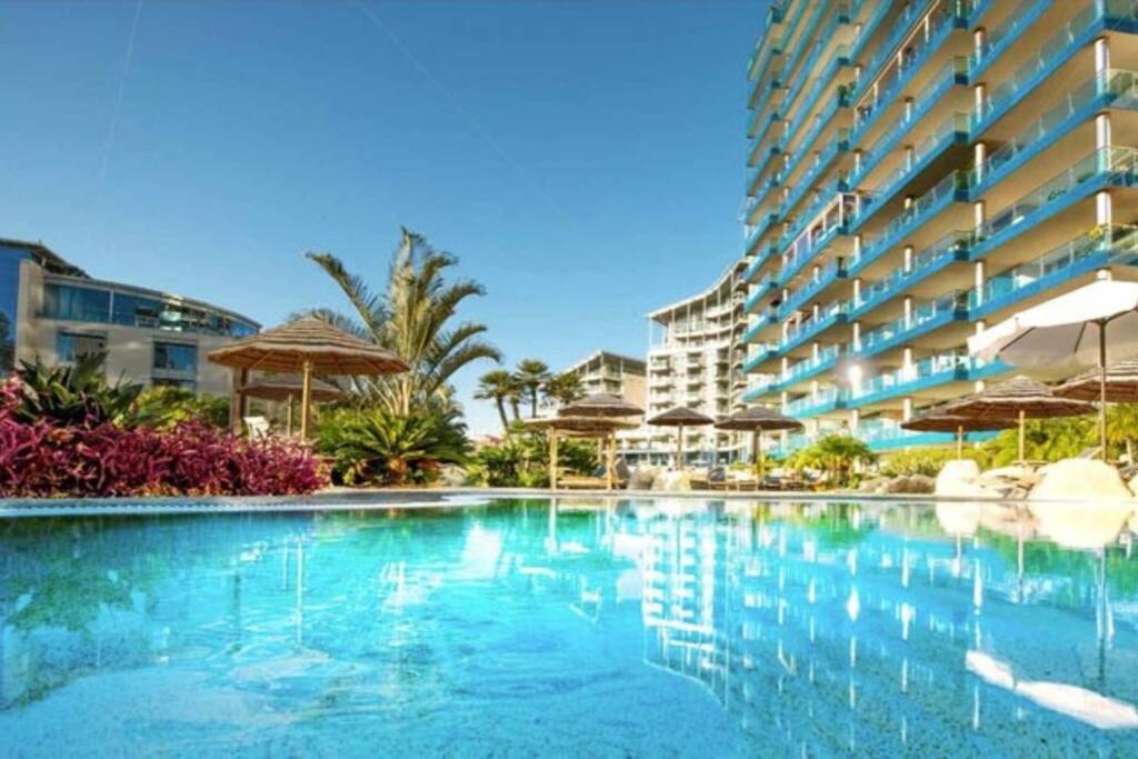 Gibraltar Luxury With Rooftop Pools & Views Екстер'єр фото