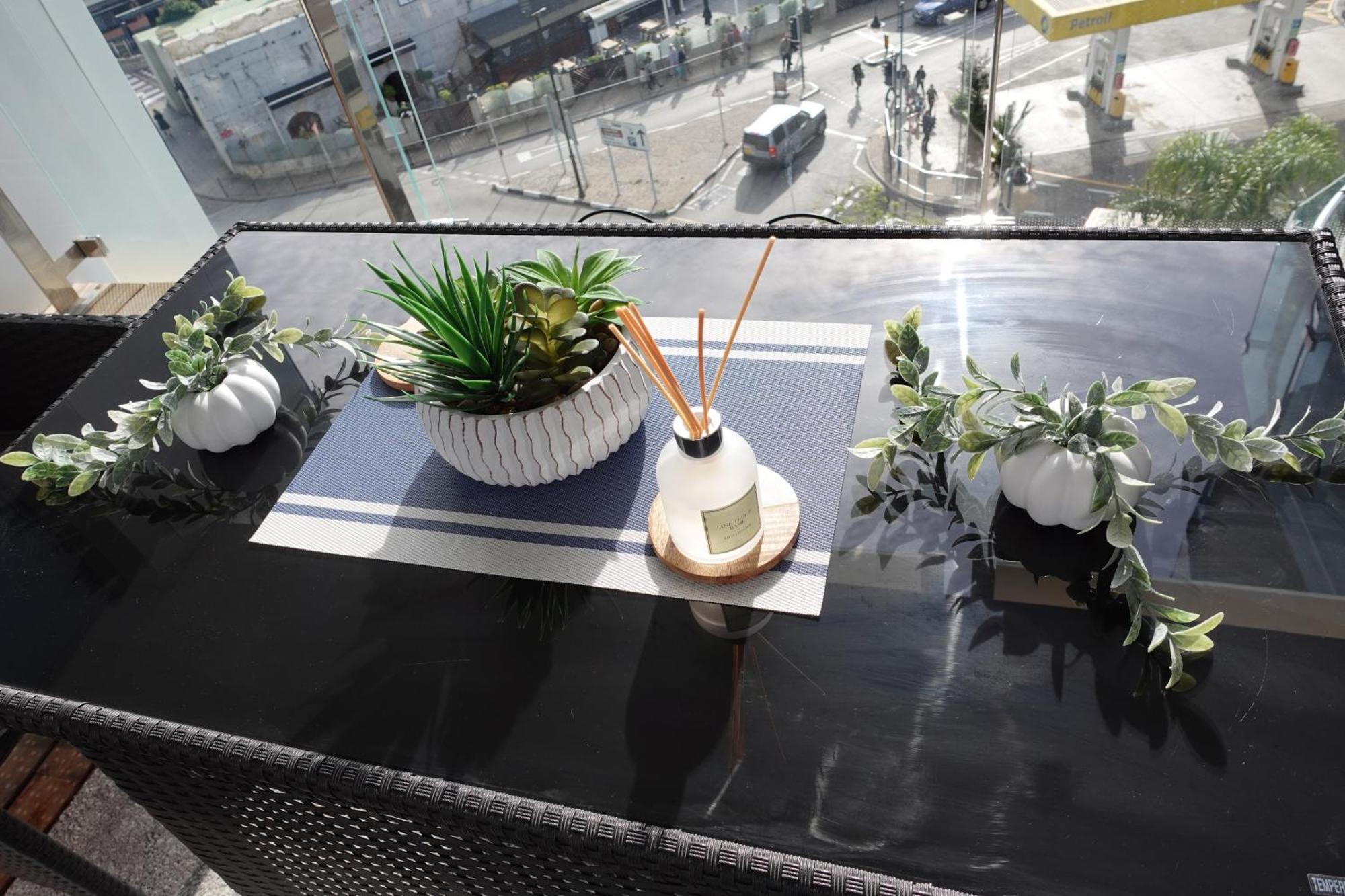 Gibraltar Luxury With Rooftop Pools & Views Екстер'єр фото